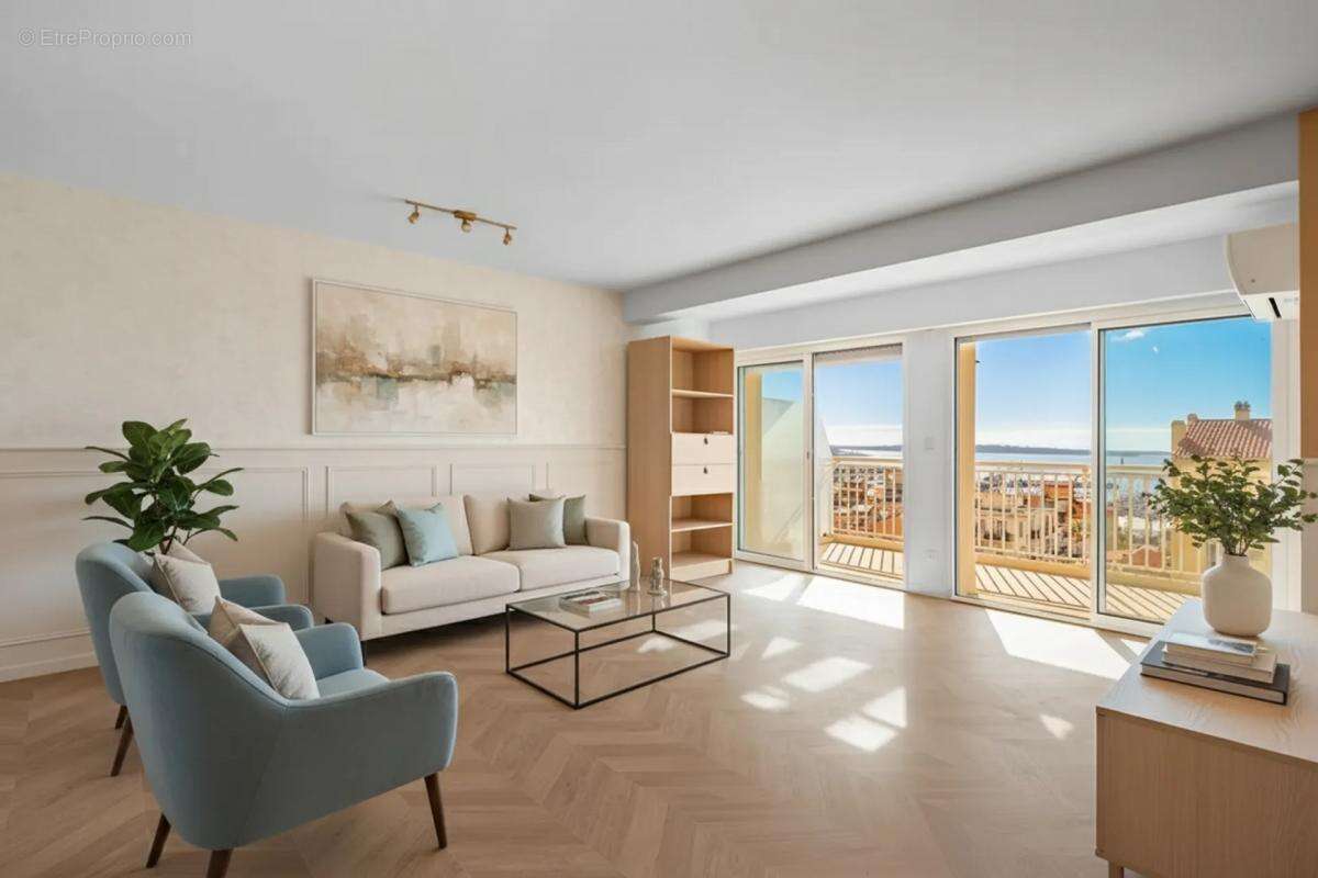 Appartement à CANNES