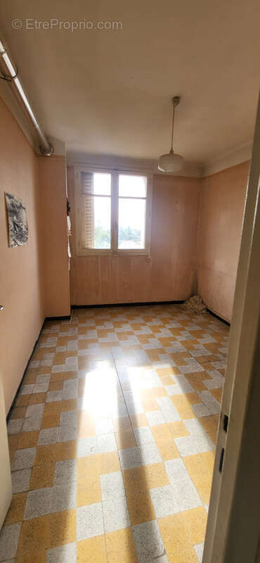 Appartement à MARSEILLE-9E