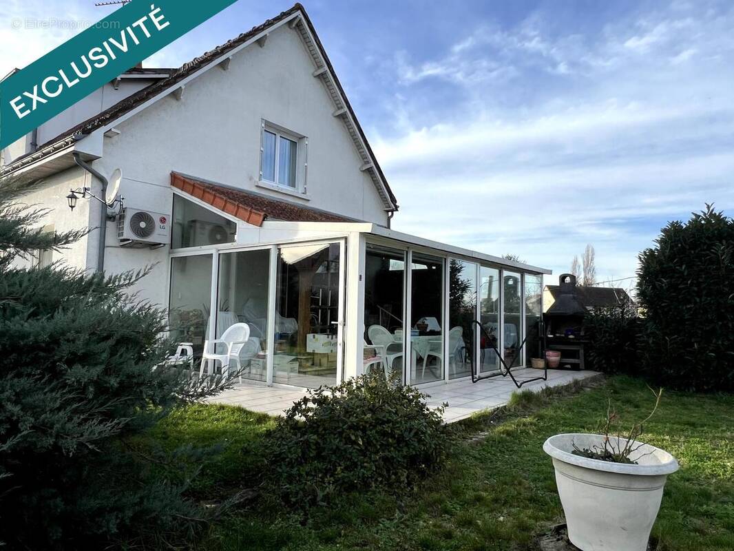 Photo 1 - Maison à DANGE-SAINT-ROMAIN