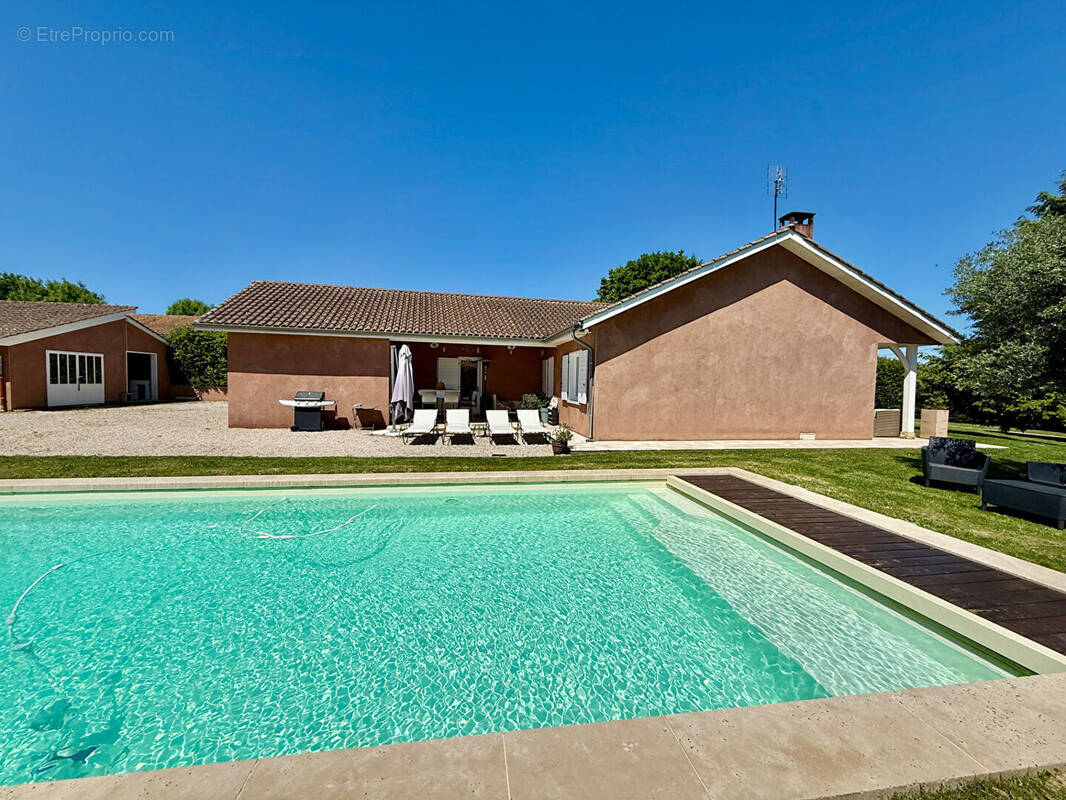 Maison à SAINT-DIDIER-SUR-CHALARONNE