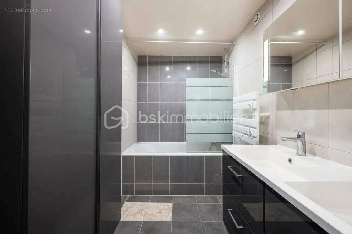 Appartement à LE RAINCY