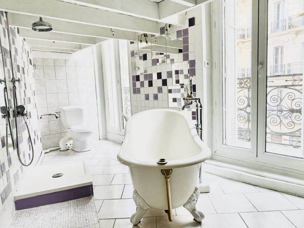 Appartement à MARSEILLE-1E