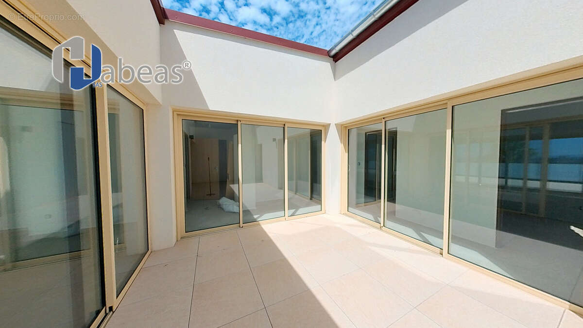 Appartement à SAINTE-FOY-LES-LYON