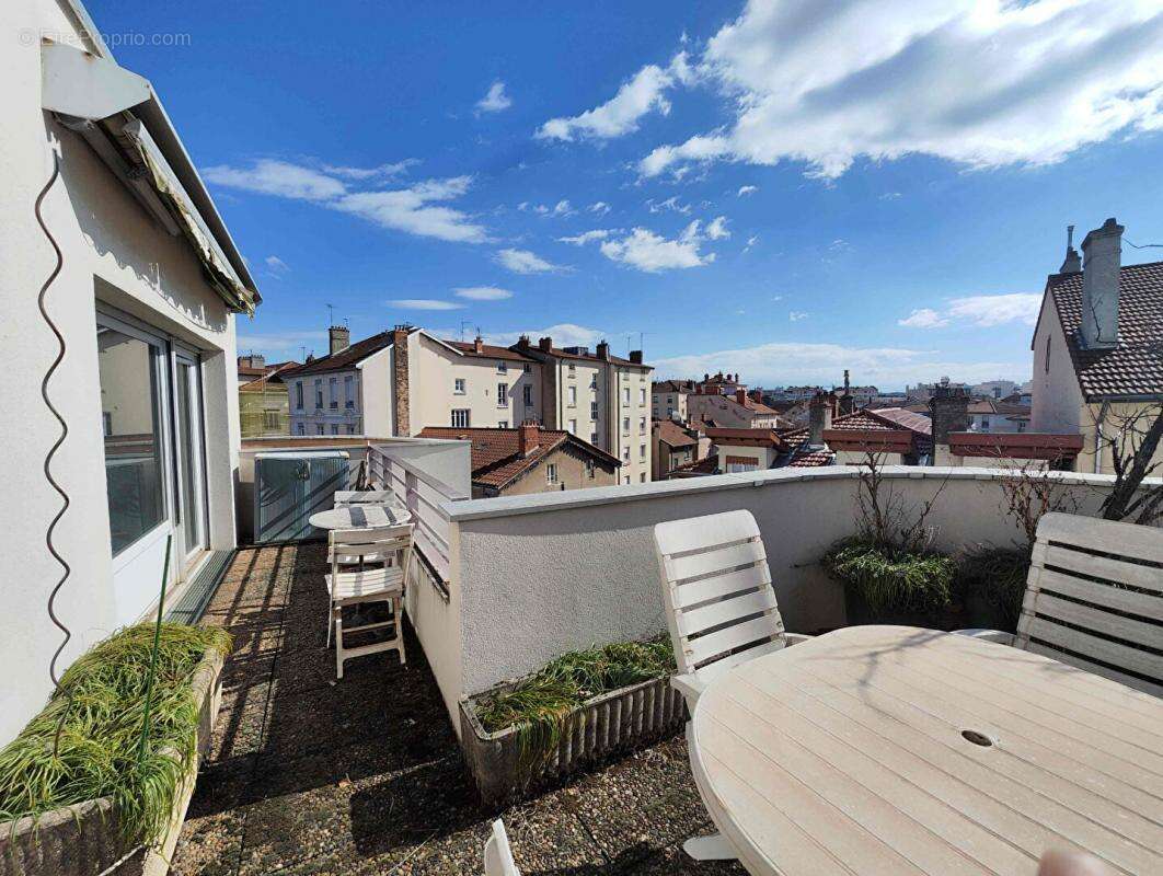 Appartement à LYON-3E