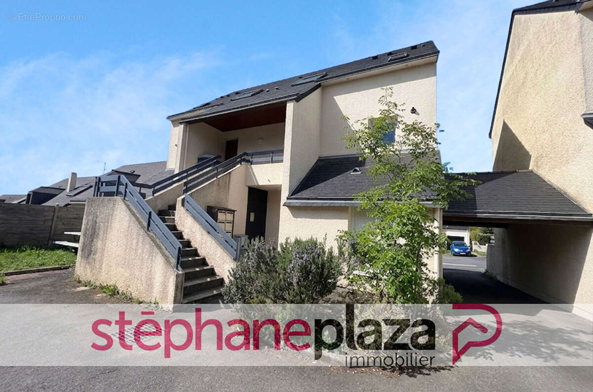 Appartement à VERN-SUR-SEICHE