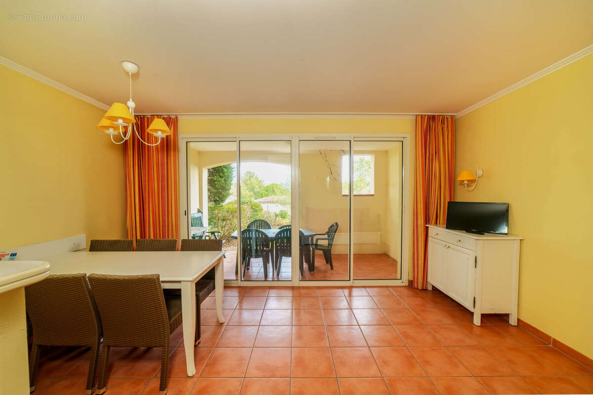 Appartement à MALLEMORT