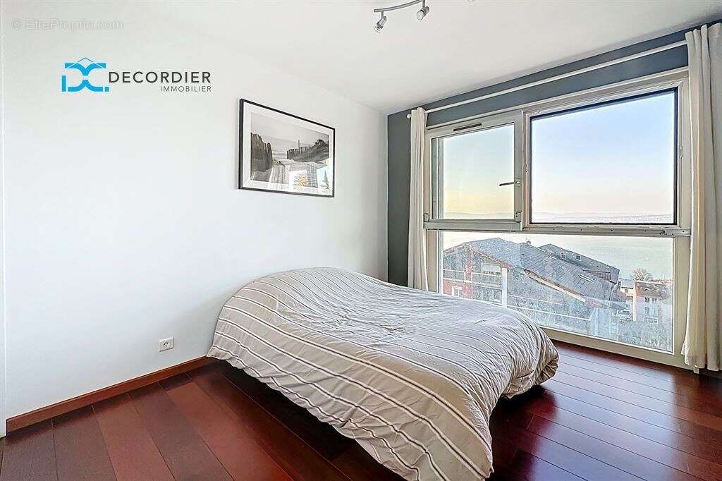 Appartement à EVIAN-LES-BAINS