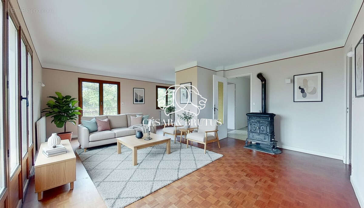 Maison 174 m² à Couzon-Au-Mont-D'or  - photo 2