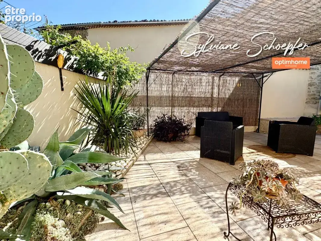 Maison de ville pleine de charme avec grand extérieur et garage, à 3 km de Grignan - photo 3