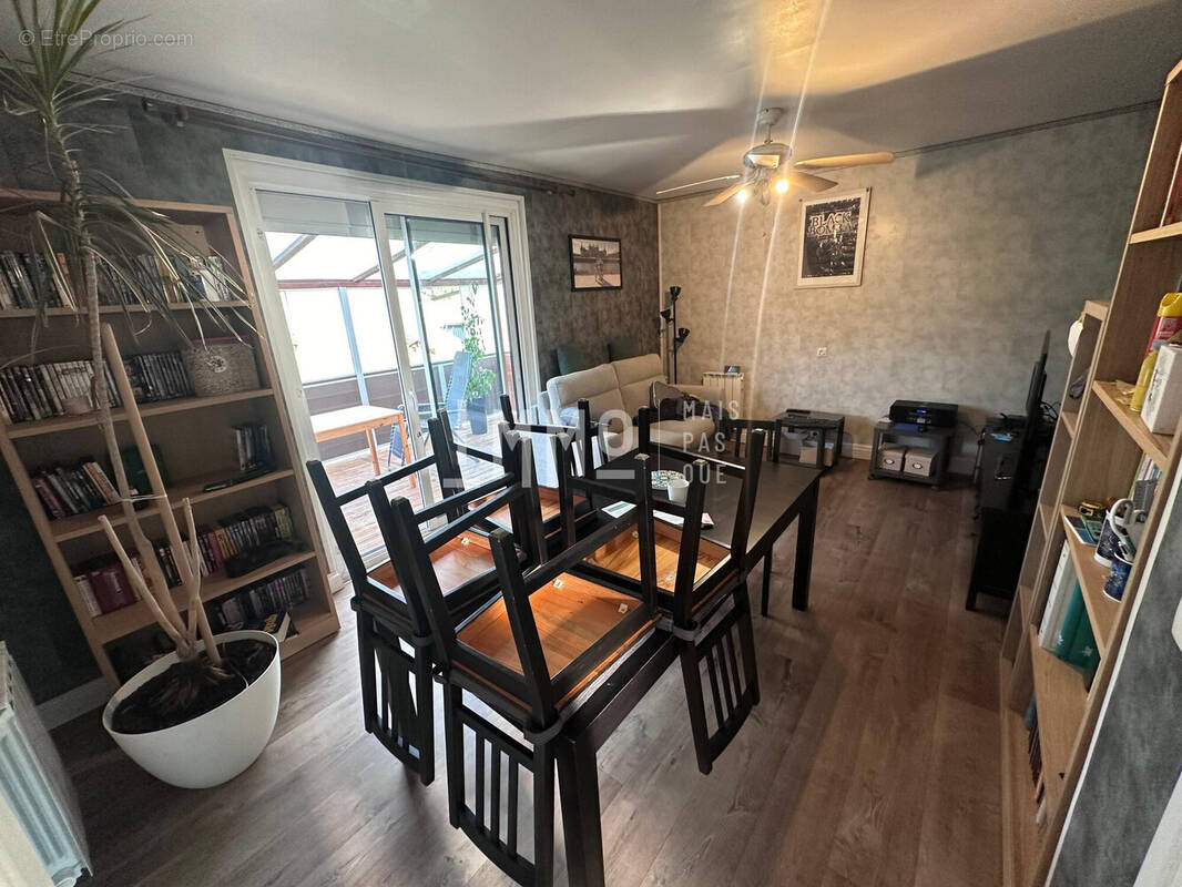 Maison à FLEE