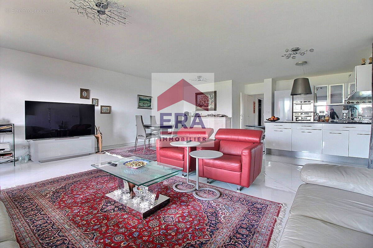 Appartement à SAINT-OUEN