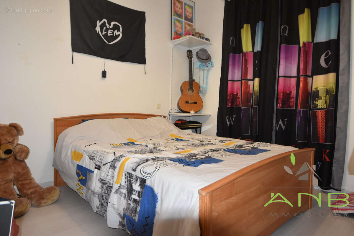 Maison 4 pièces 74 m² à vendre à Chaillac-Sur-Vienne (87200) - photo 8