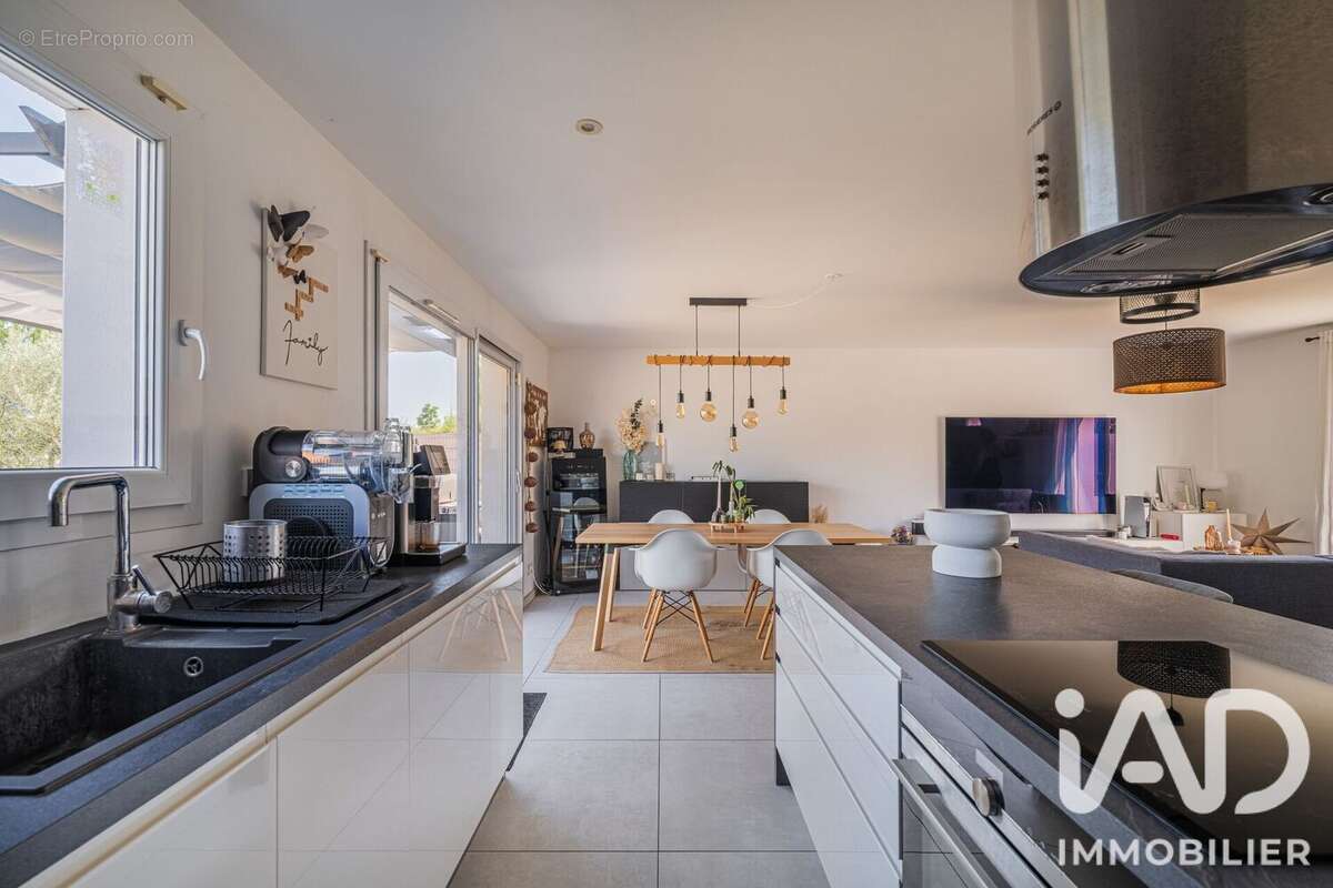 Maison 91 m² à Vinay  - photo 5
