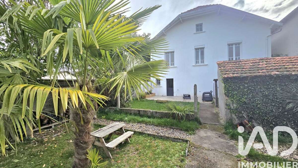 Photo 2 - Maison à TARBES