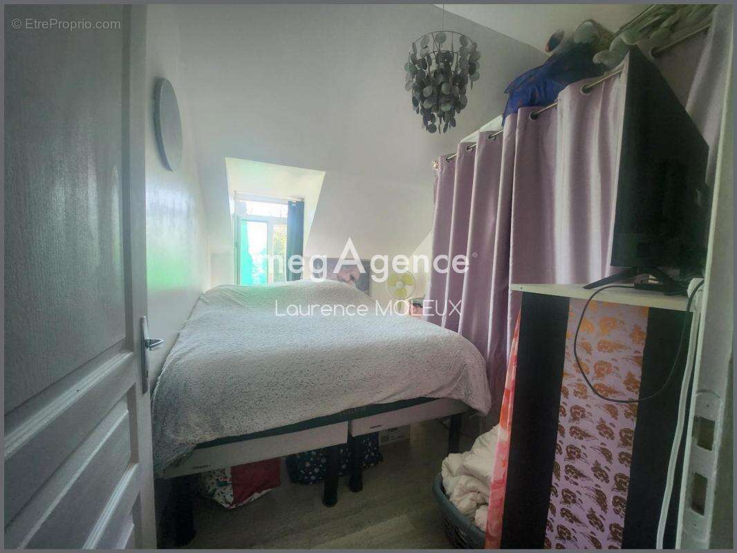 Appartement à LA CAPELLE-LES-BOULOGNE