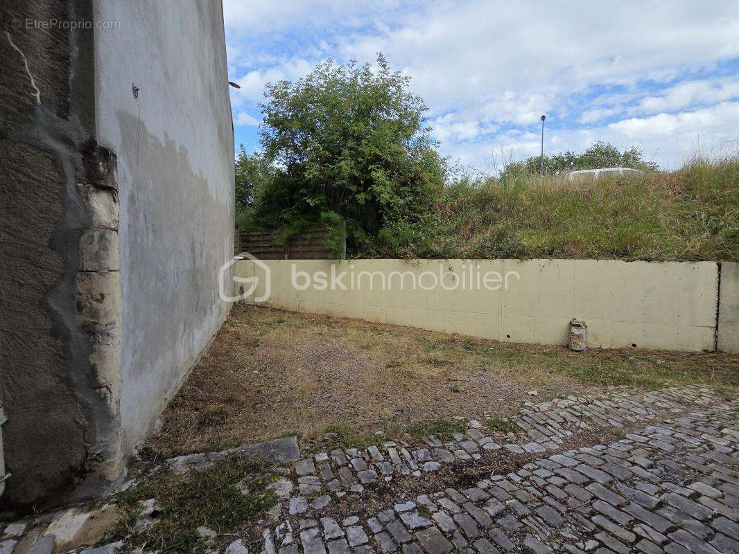 Magnifique appartement T3 de 101m² avec place de parking privative et cave en hypercentre ville de Nevers - photo 22