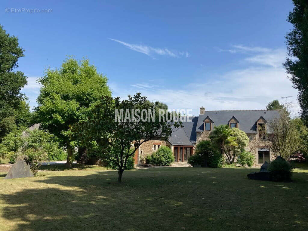 Maison à CREHEN