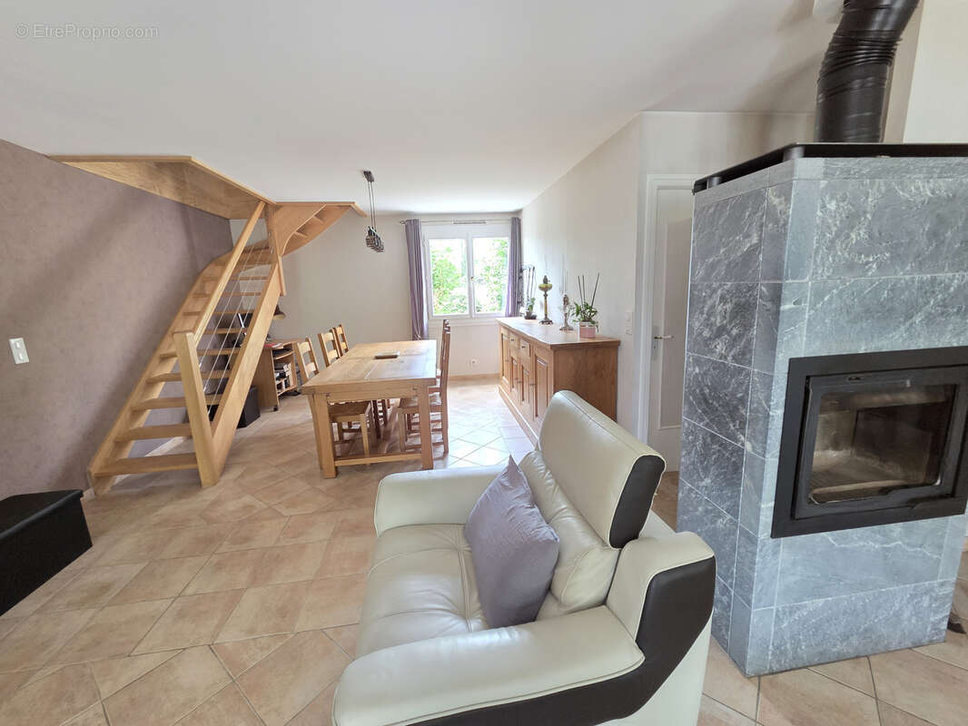 Maison à AVERMES