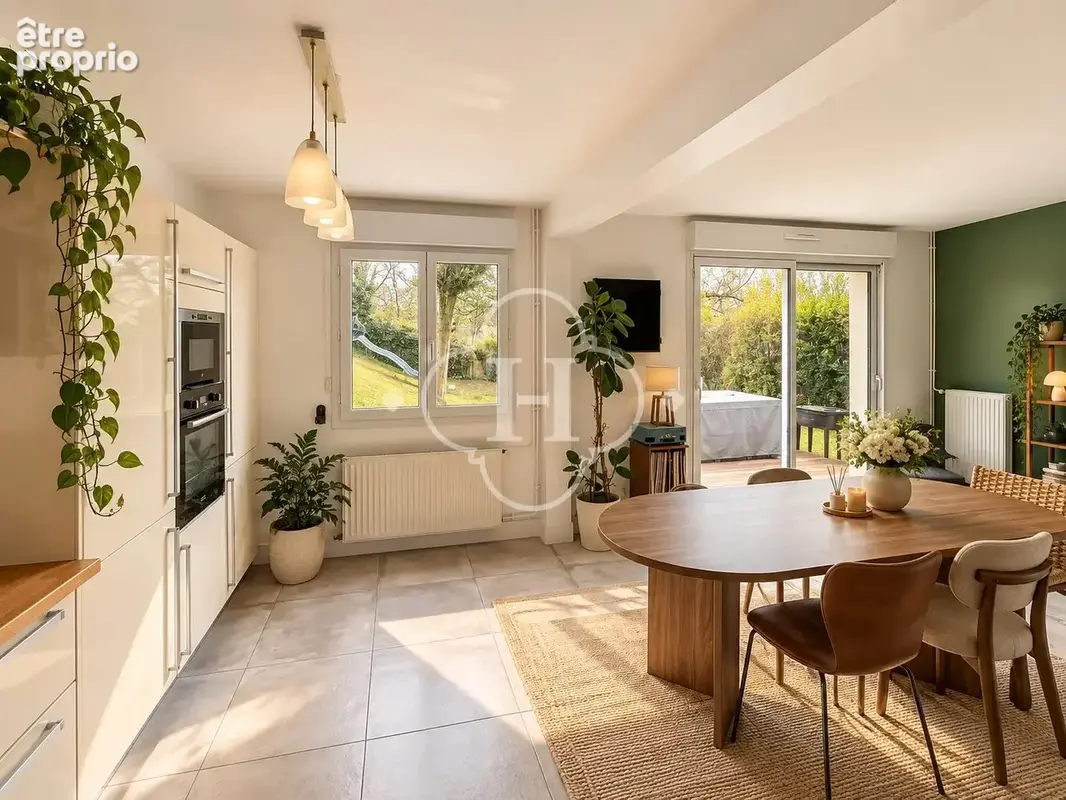 Maison 4 pièces 100 m² à vendre à Mareil-Sur-Mauldre (78124) - photo 2
