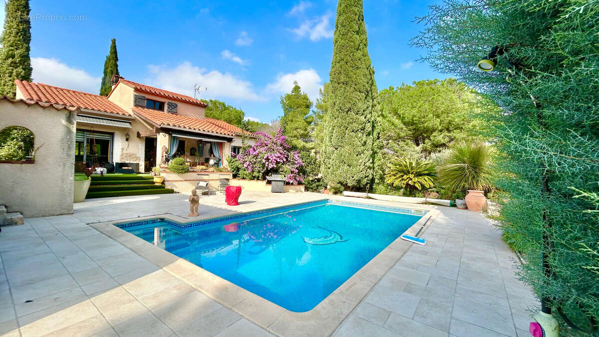 Maison à MONTESQUIEU-DES-ALBERES