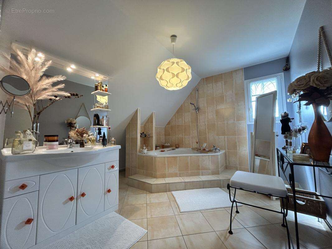 Maison à ESQUAY-NOTRE-DAME