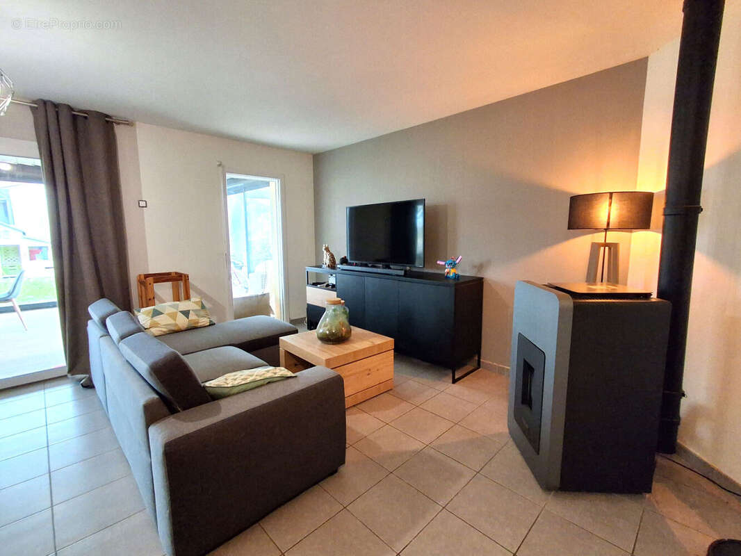 Photo 8 - Maison à VOUILLE