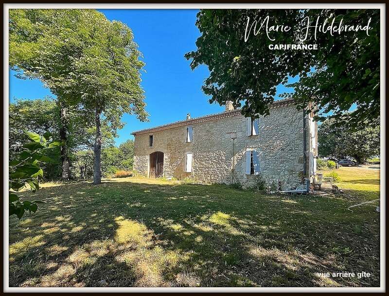 Maison à SAINT-CLAR
