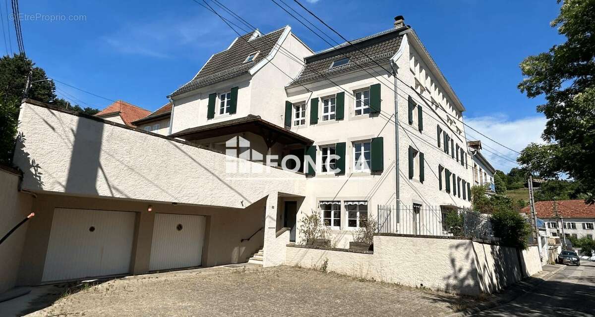 Proche Sarrebourg – Duplex 126m² au 2ème étage avec ascenseur, roof top, garage et parking - photo 4