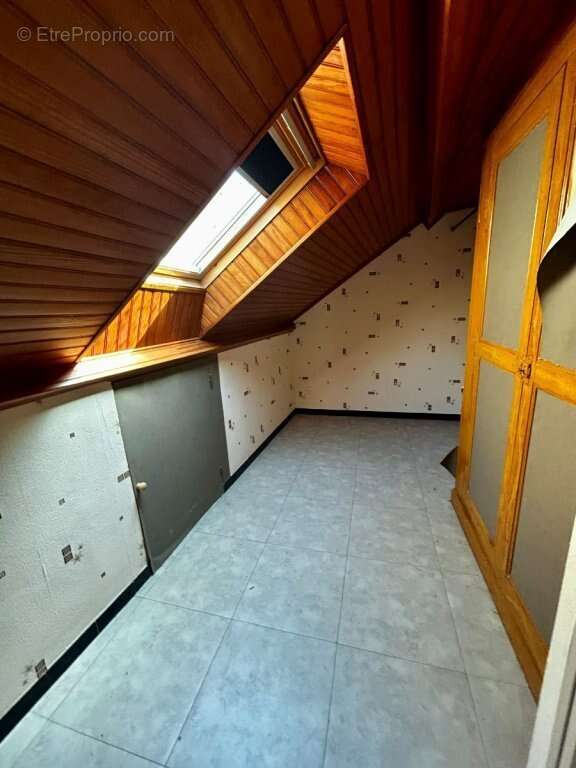 MAISON COEUR VILLAGE - 5 pièces - Garages - dépendance sur terrain constructible - photo 14