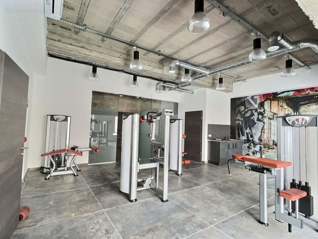 Commerce 340 m² à Stiring-Wendel  - photo 6