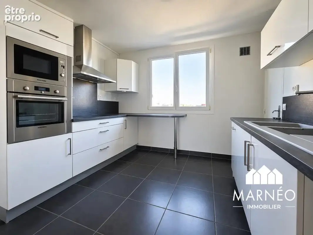 Appartement 3 pièces 65 m² à vendre à Chalons-En-Champagne (51000) - photo 2