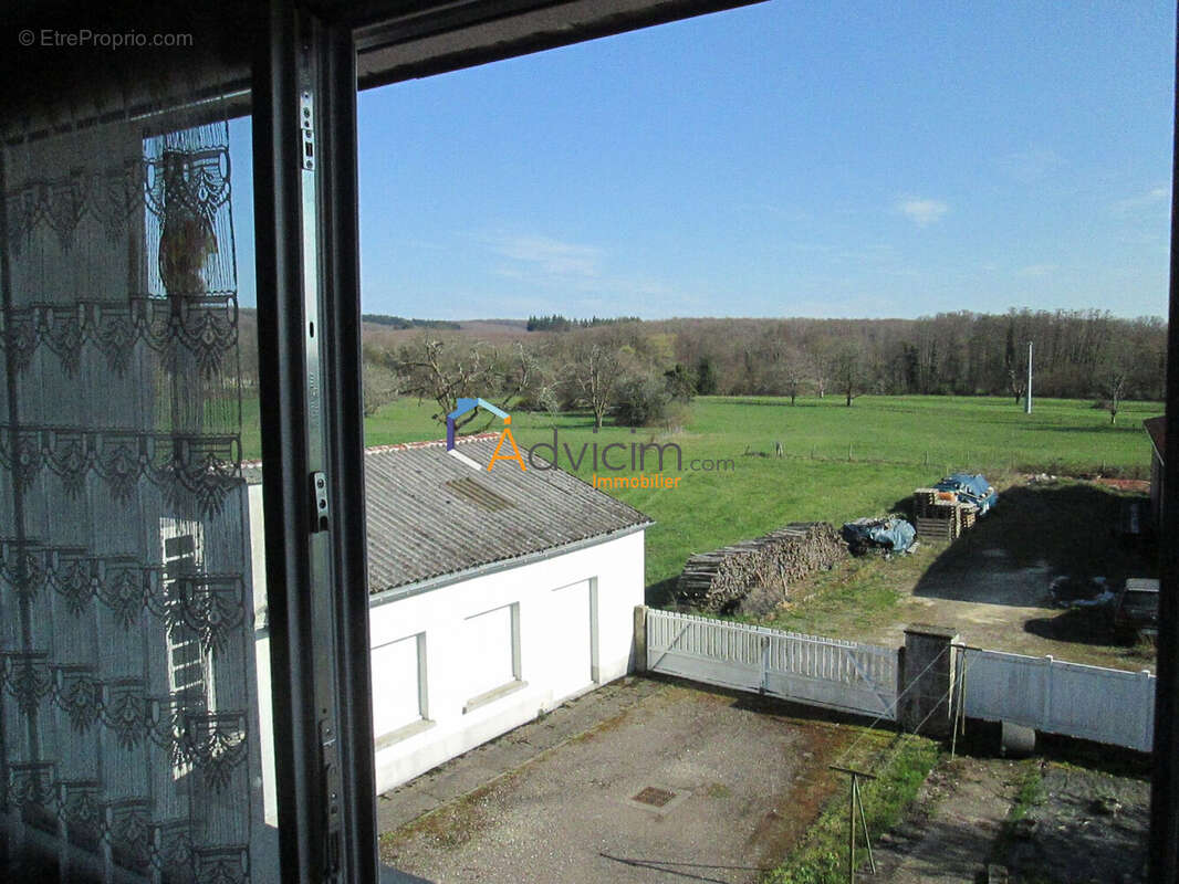 Maison à FROIDECONCHE