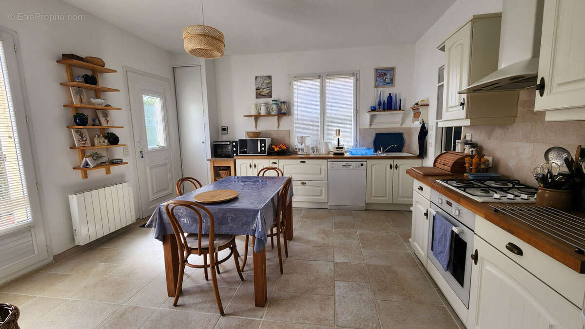 Maison à CHATEAUNEUF-EN-THYMERAIS