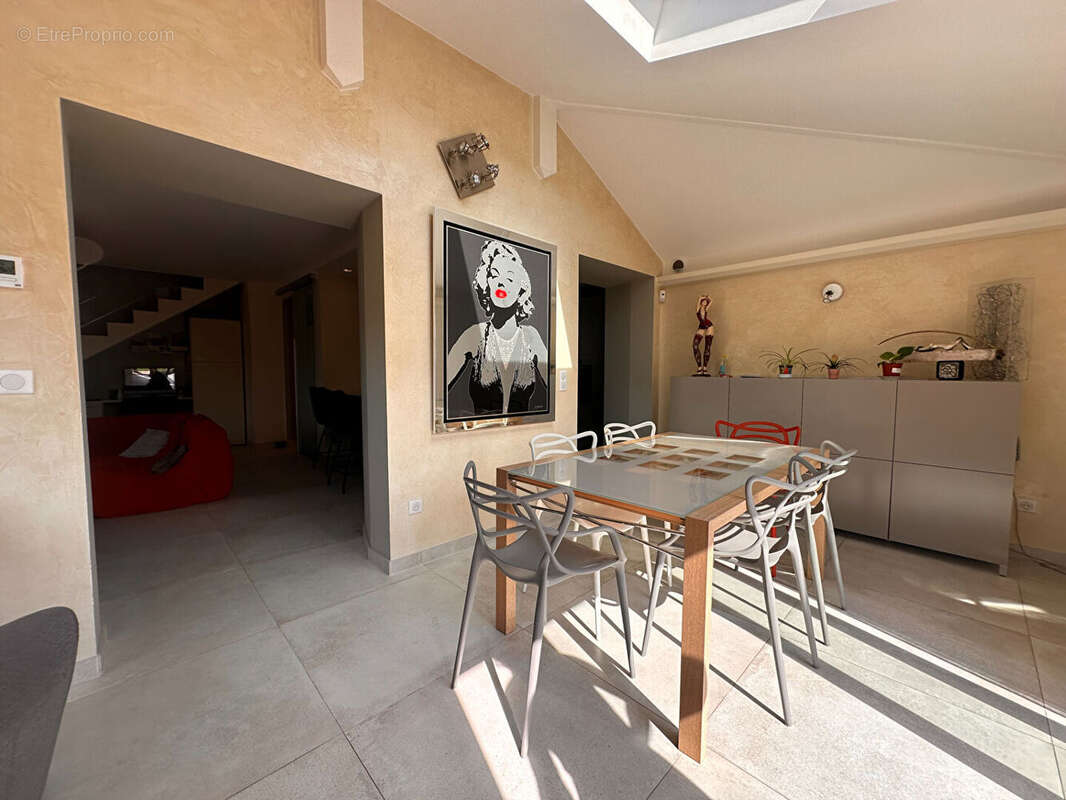 Appartement à REIGNIER