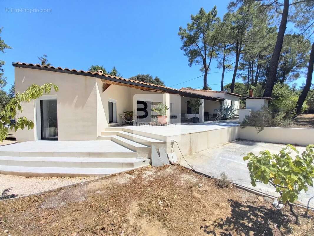 Maison à GOUDARGUES