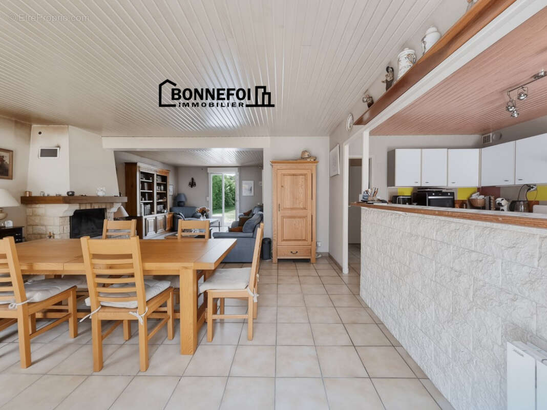 Maison à SANTENY