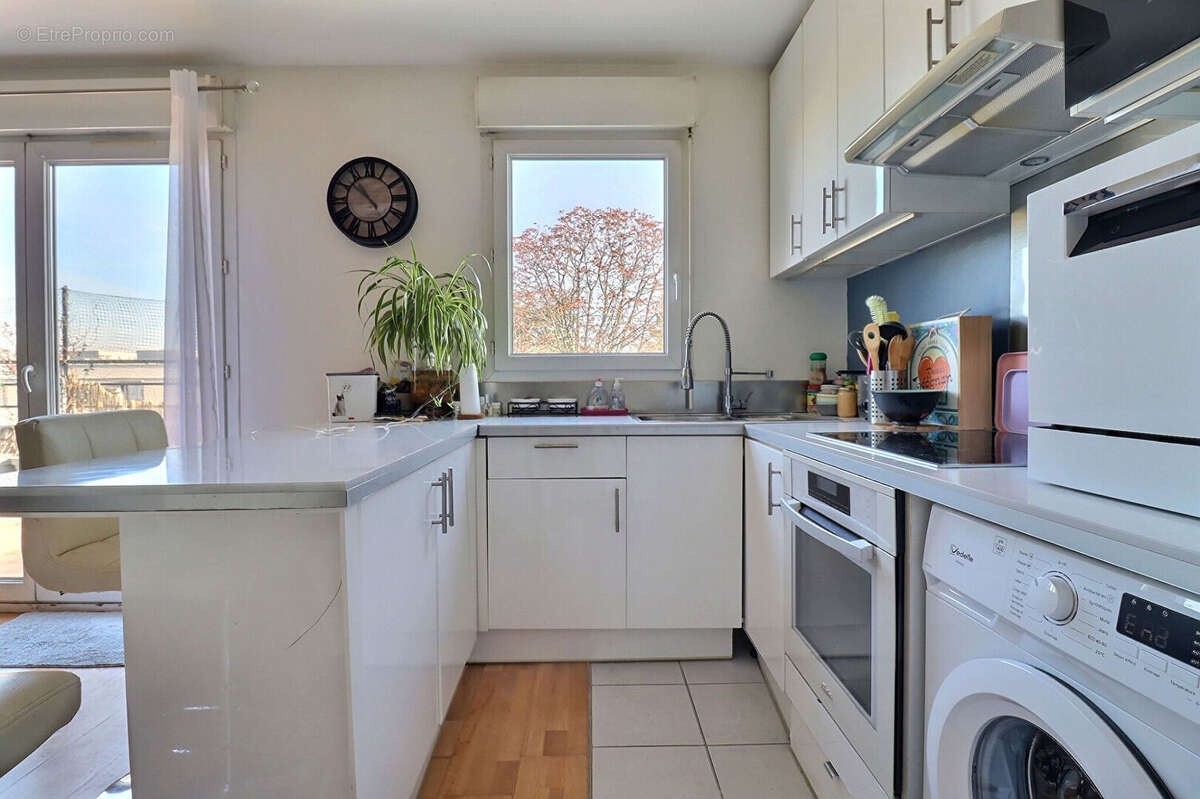 Appartement à COLOMBES