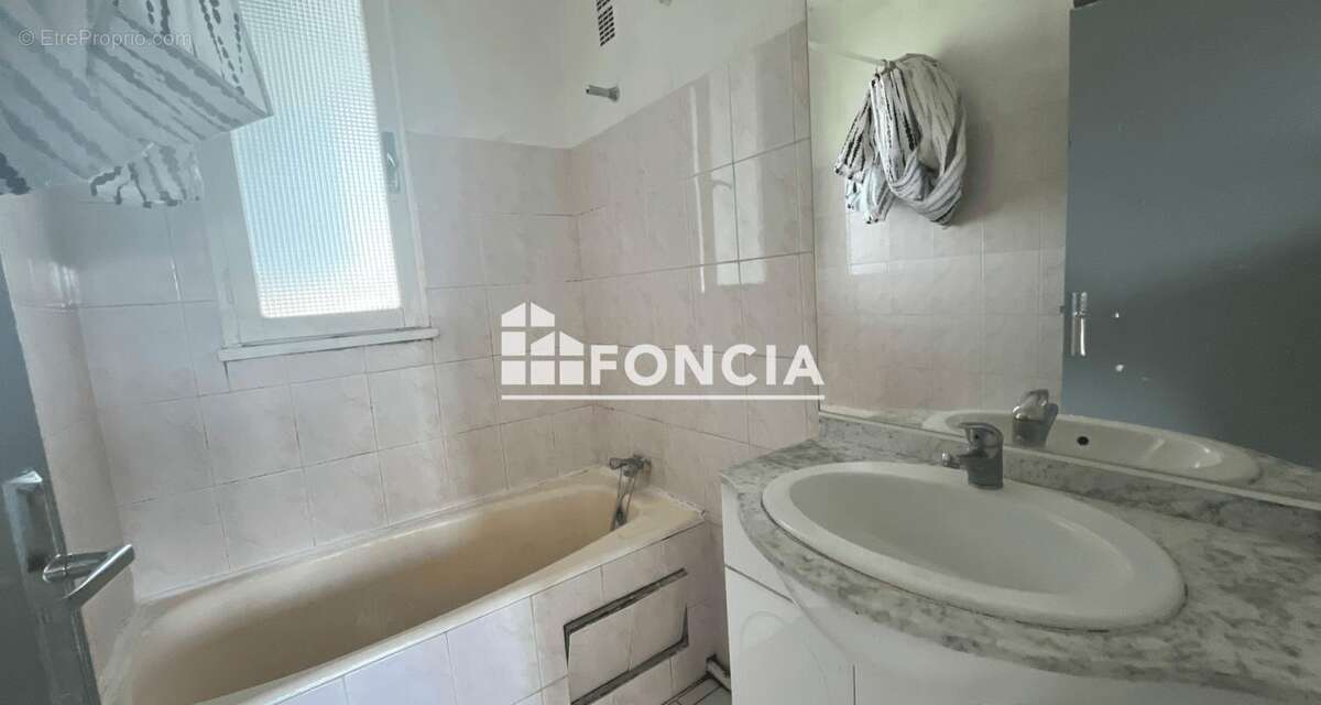 Appartement à NIMES