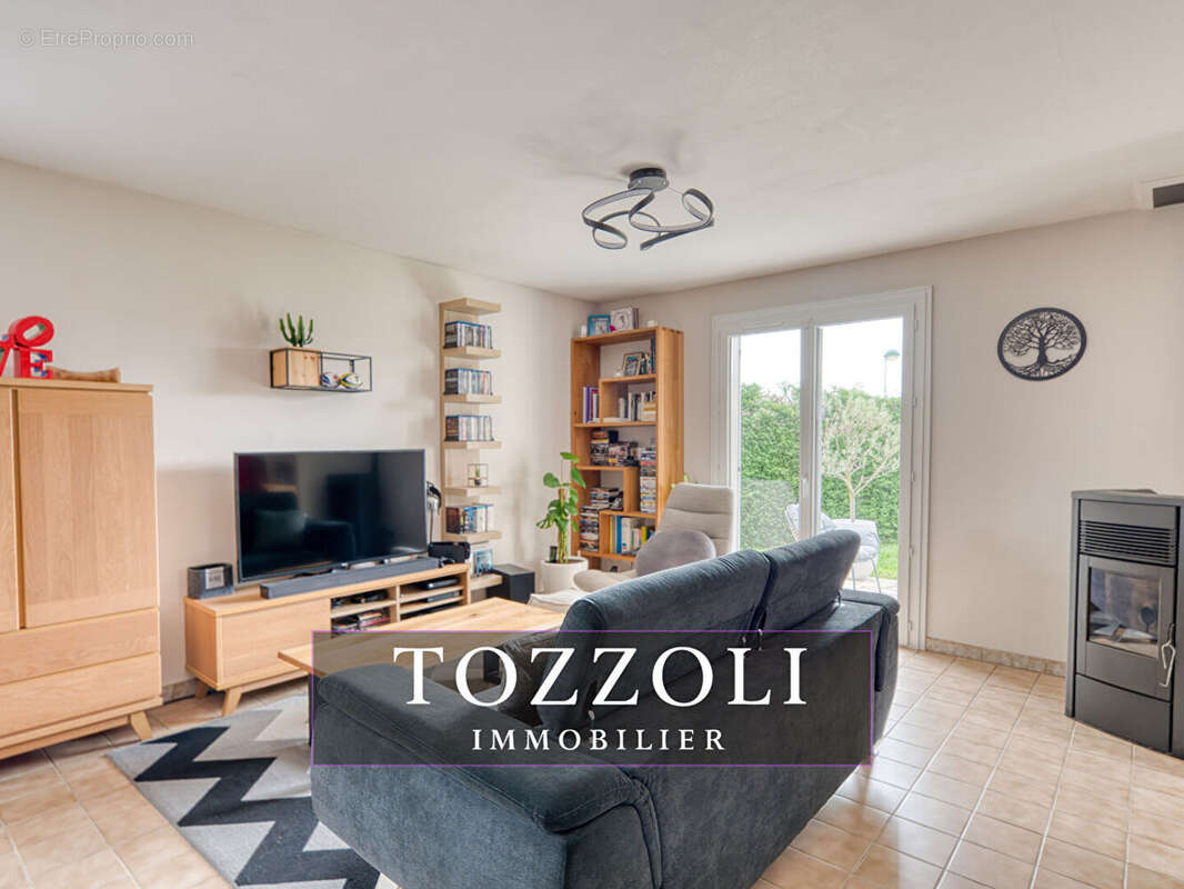 Maison à VILLEFONTAINE