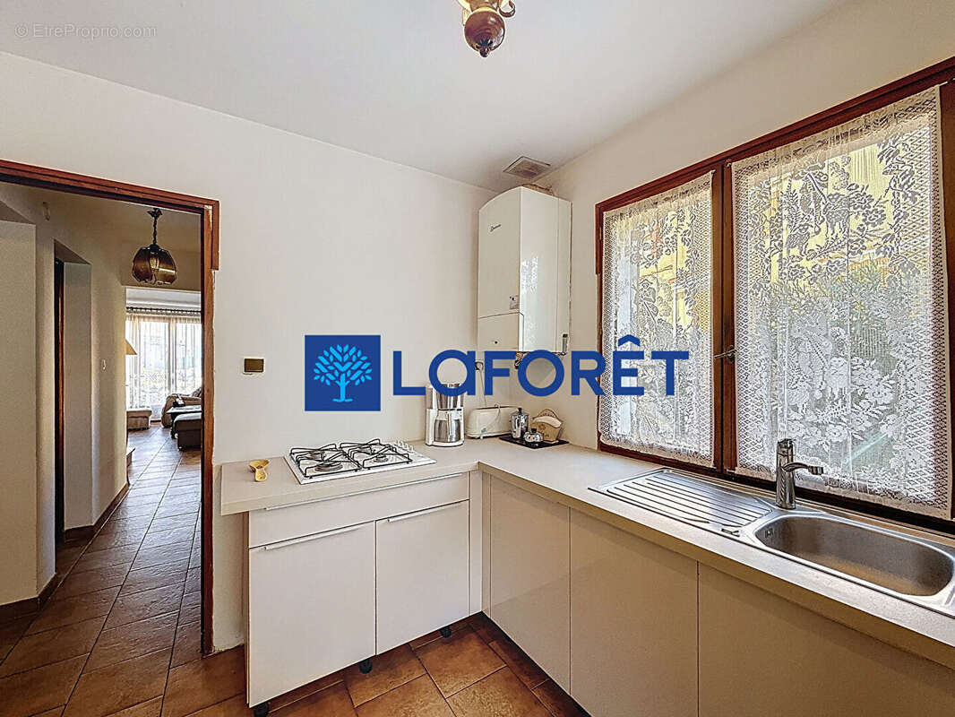 Maison à CARQUEIRANNE