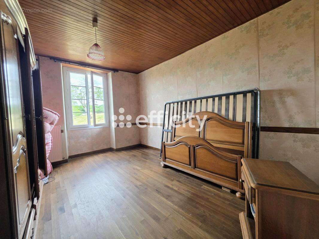 Maison 66 m² à Bussac  - photo 5