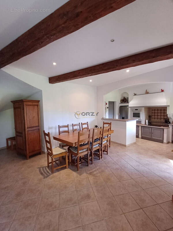 Maison à MAUSSANE-LES-ALPILLES