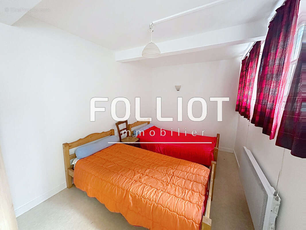 Maison à SAINT-PAIR-SUR-MER