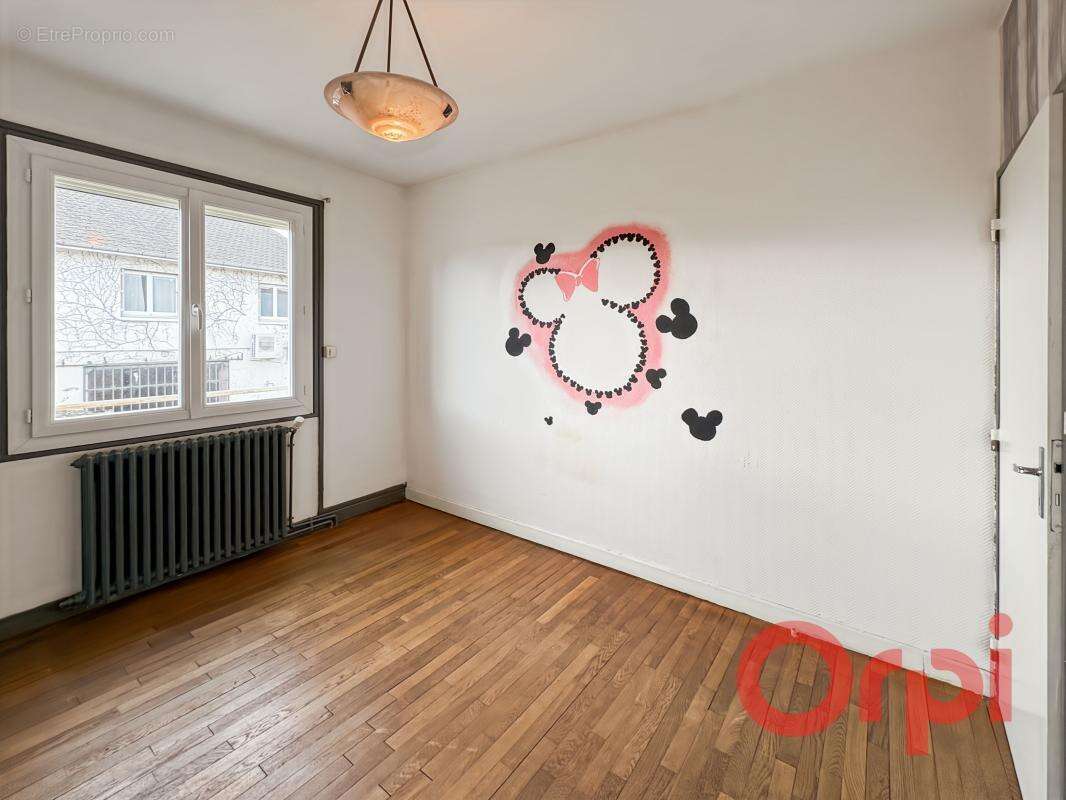 Maison à SAINT-AMAND-MONTROND