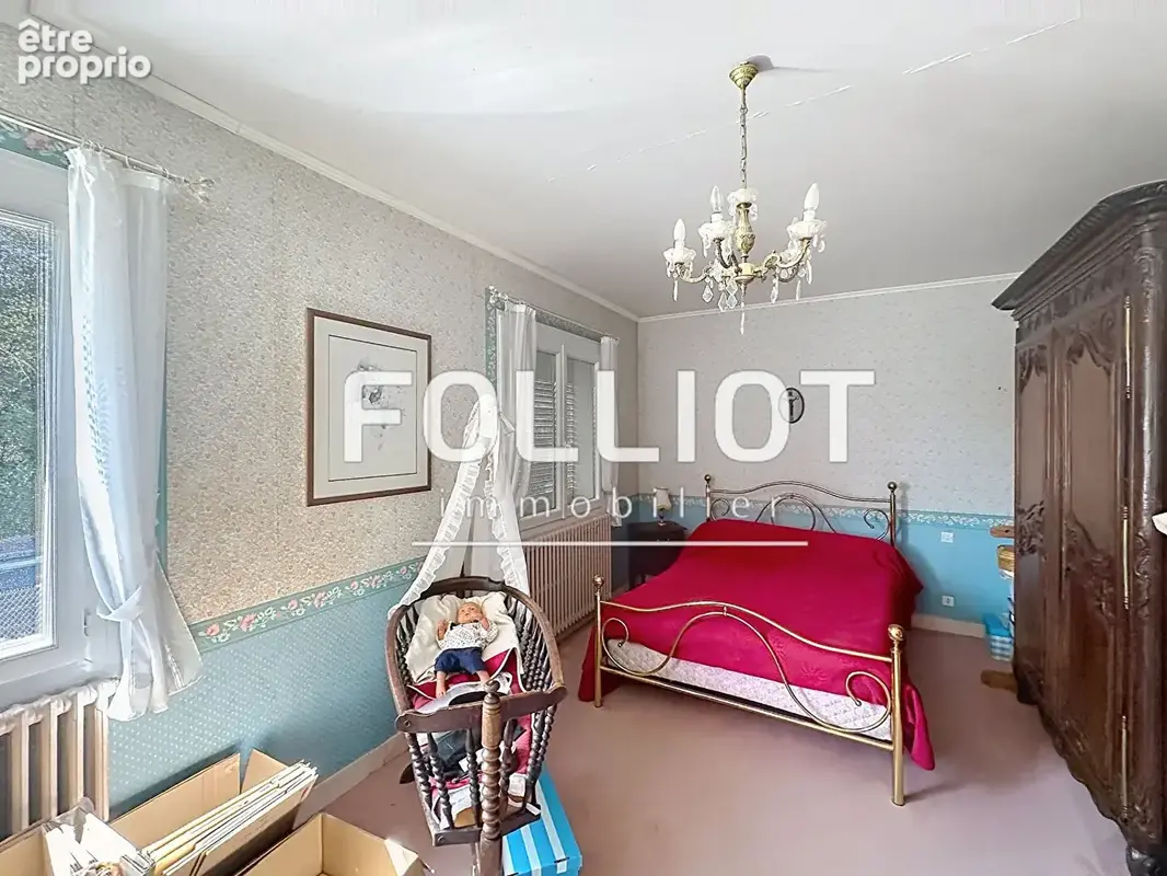 Maison spacieuse de 7 pièces à vendre à Jullouville - photo 4