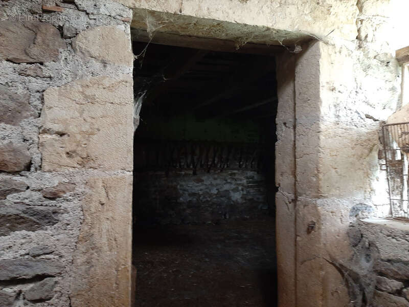Maison à LES GUERREAUX