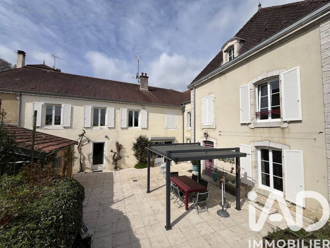 Photo 1 - Maison à CHAMPSEVRAINE