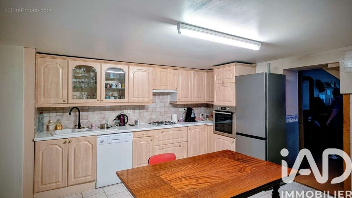 Photo 2 - Maison à NEUILLY-SAINT-FRONT