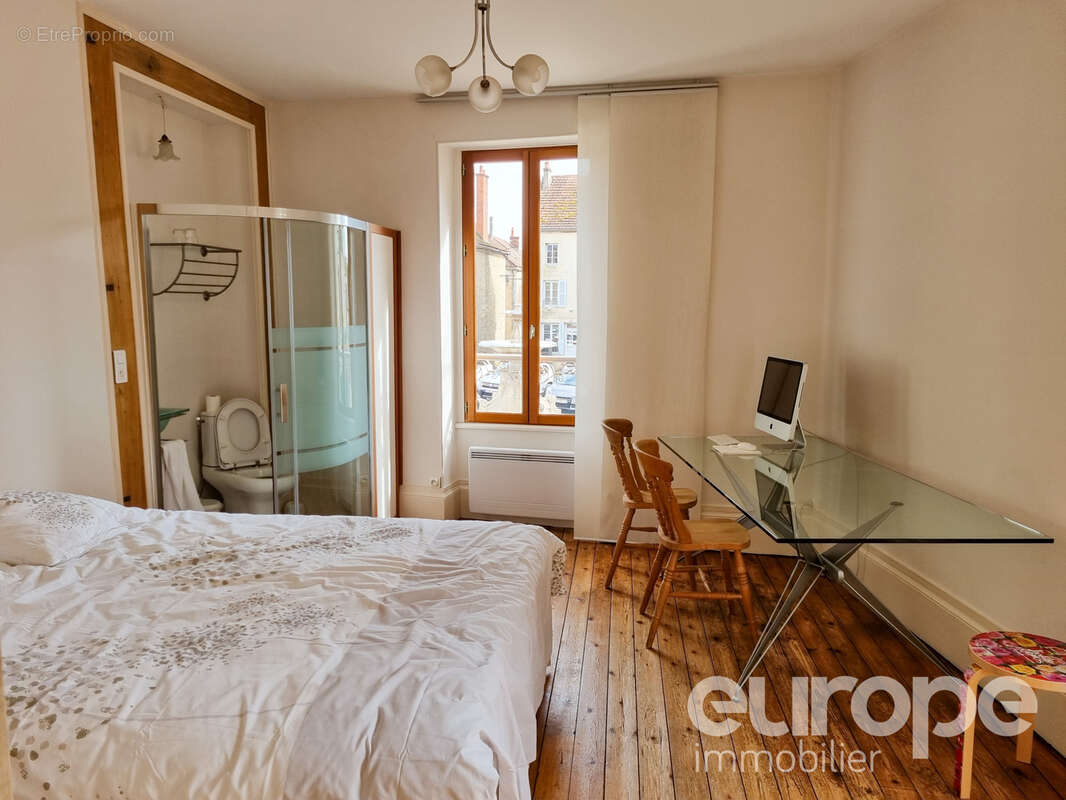 Les Epis d'Or Chambres d'hôtes et bar/restaurant à L'isle-sur-Serein - photo 16