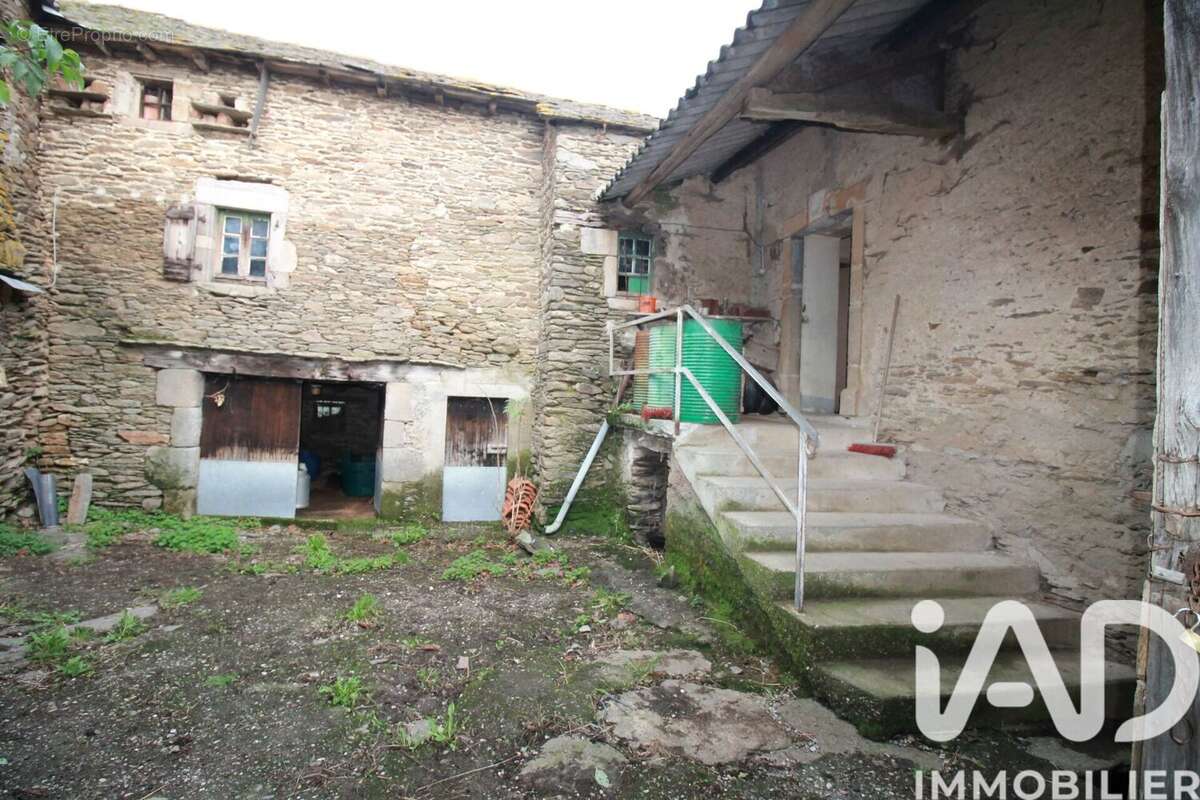 Maison 100 m² à Ayssenes  - photo 9